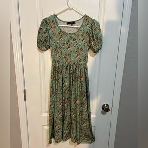 Womens puff sleeve dress